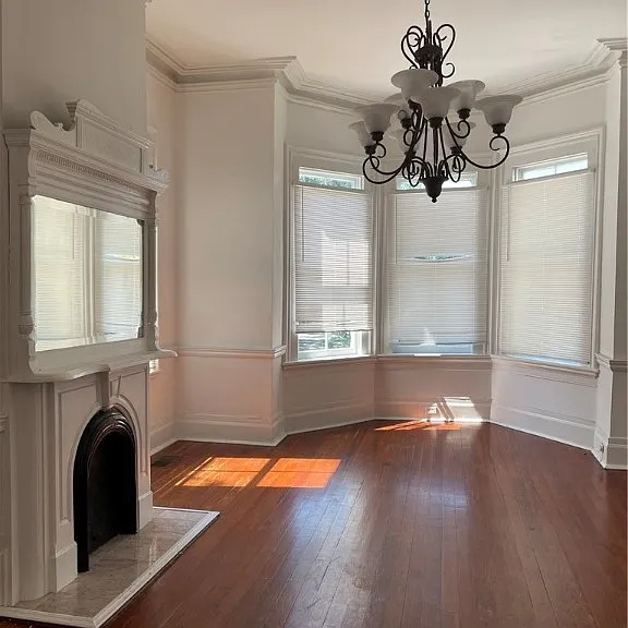 228 E Henry St #A — Photo 11