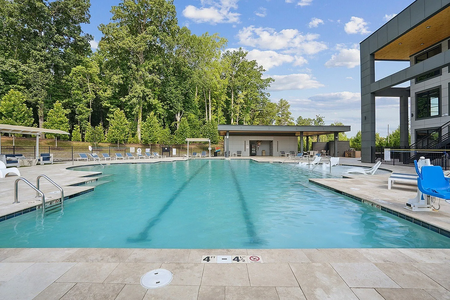 Blu South — Photo 4