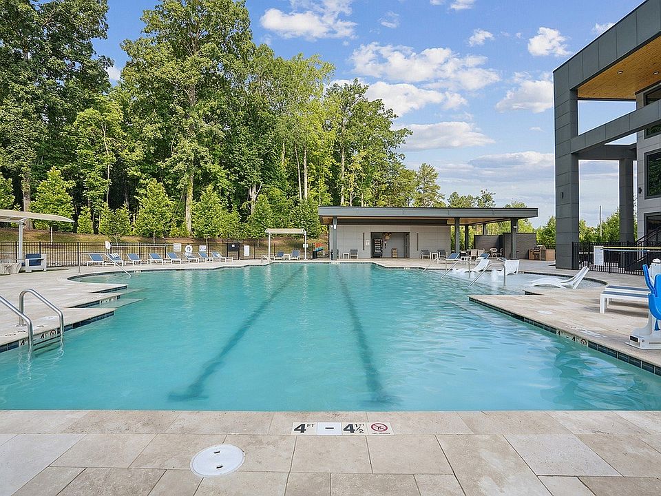 Blu South Swimming Pool