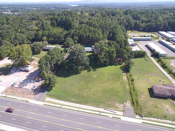 5th image of 3435 Albert Pike Rd