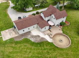 382 Keigwin Rd, Walnut, IL 61376