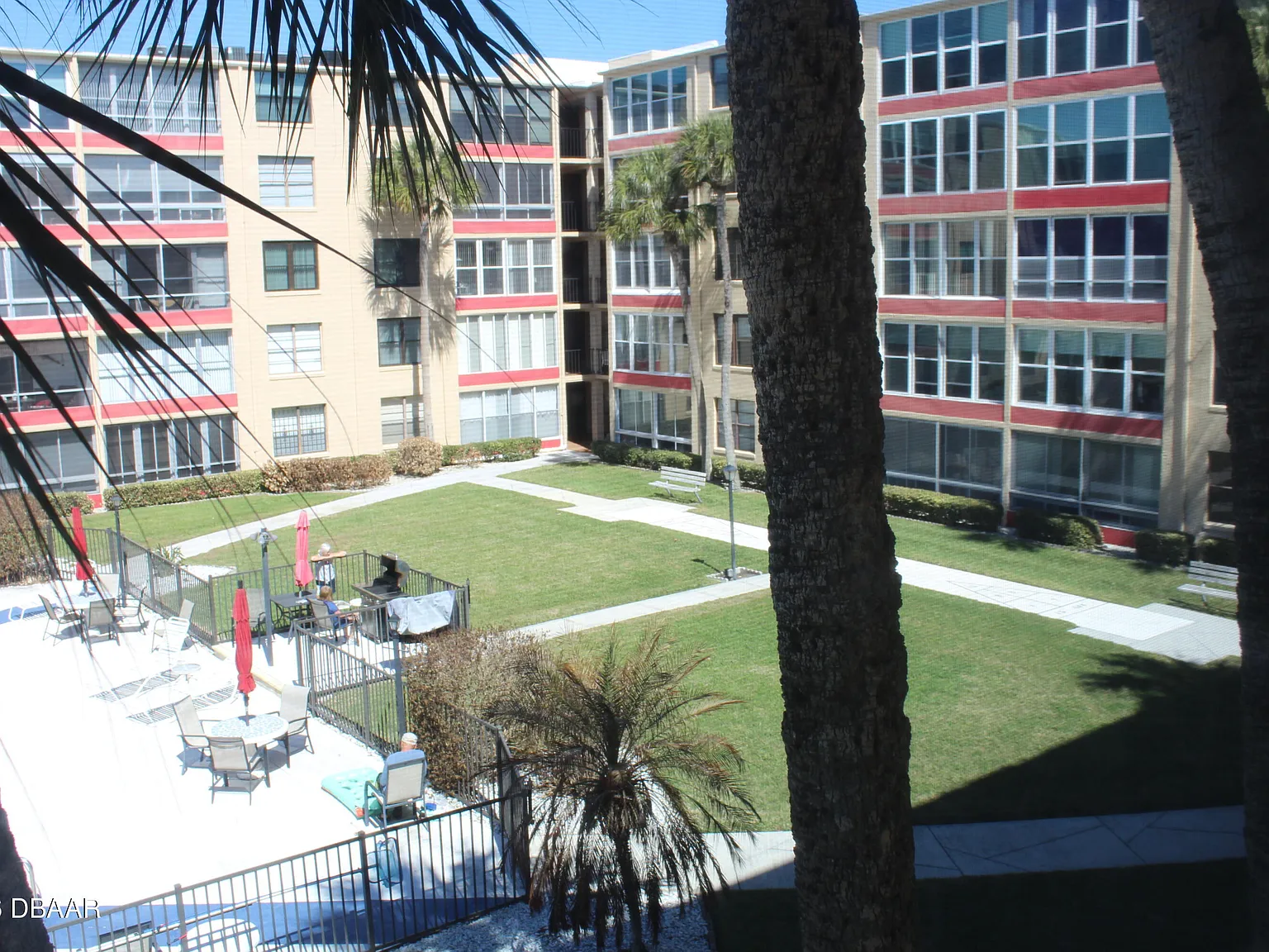 2 bed, 2.0 bath, 1161 sqft, $1,900 — Photo 4