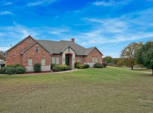 126 Golden Rd, Sherman, TX 75090