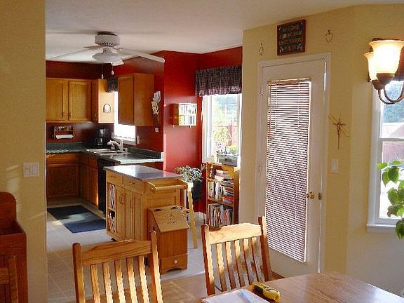 5th image of 1616 County Road 1095