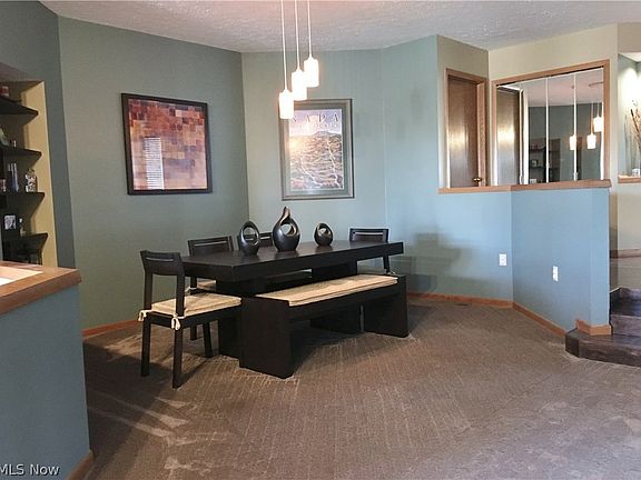 3rd image of 11 Starboard Cir #52