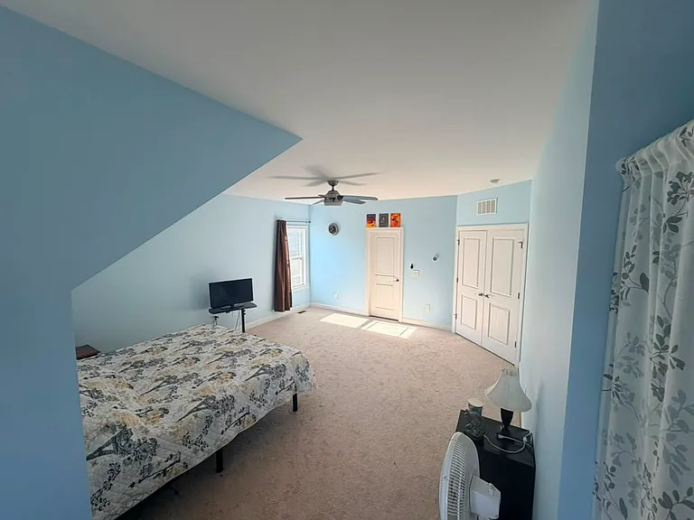 Master-bedroom