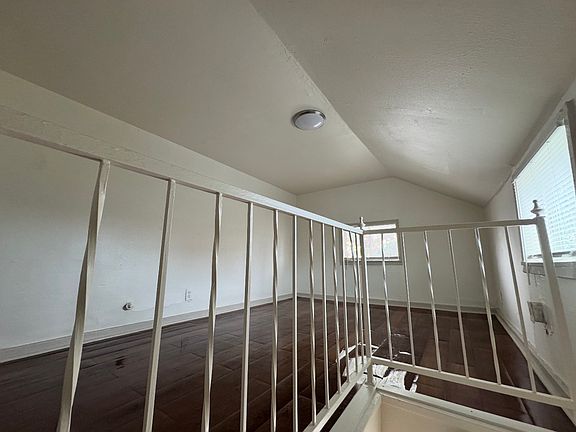 5th image of 2214 NW 23rd St APT A