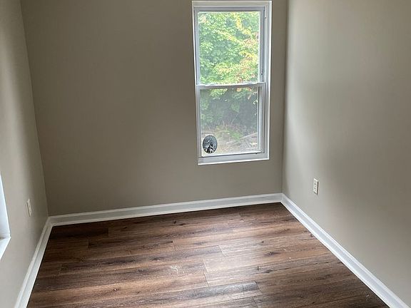 2nd image of 212-214 Ferdinand St #3B-1BA