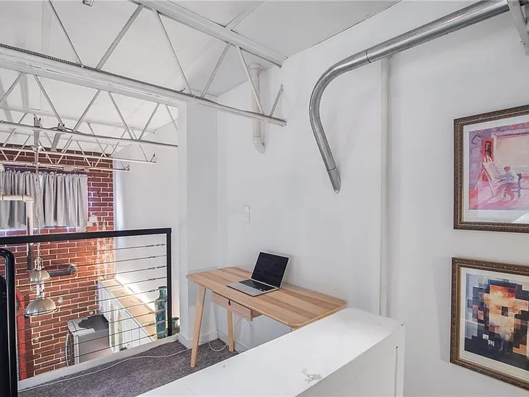 174 Chester Ave SE #102 — Photo 23