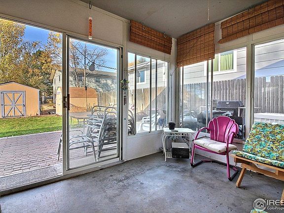 Screened sunroom