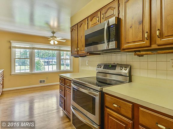 2nd image of 7725 Dew Wood Dr