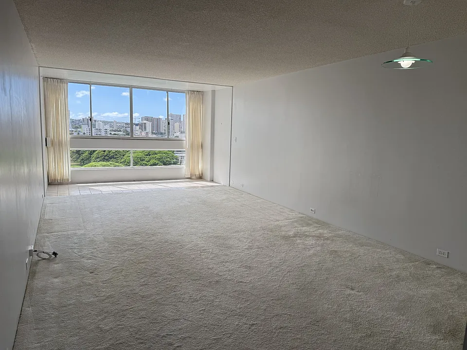 1212 Punahou St #803