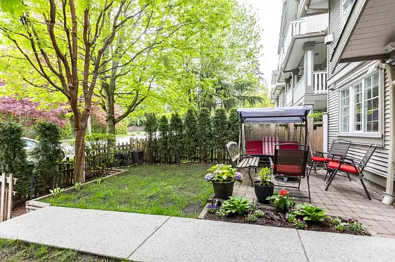 2733 Parkway Dr #1 — Photo 2