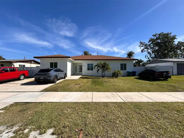 10521 SW 204th Ter, Cutler Bay, FL 33189
