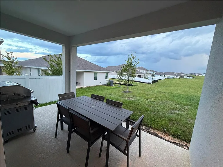 2189 Sunshine Peak Dr — Photo 27