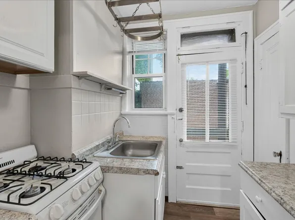 1949 Alfred Ave #3N, Saint Louis, MO 63110