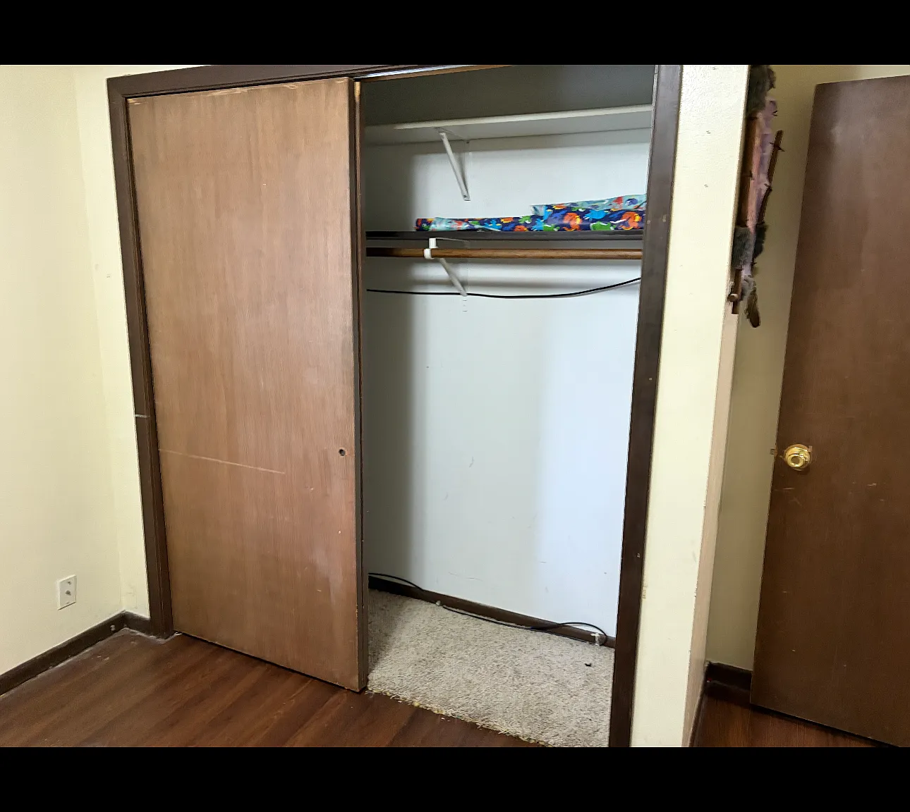 2 bed, $1,000 — Photo 1