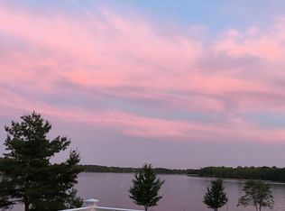 13 W Fairview Ln, Springfield, IL 62711