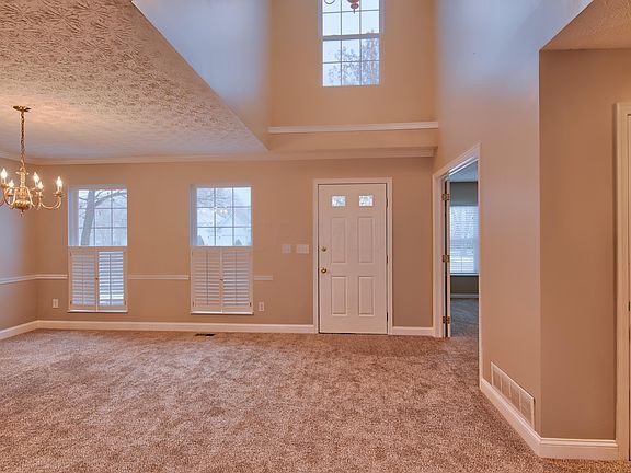 4th image of 6617 Hermitage Dr