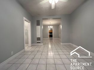 2618 W Superior St, Chicago, IL 60612