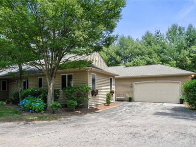 174 Pine Glen Dr, East Greenwich, RI, 02818