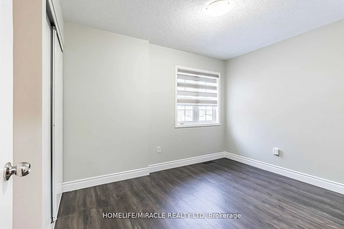 Building Photo - 17 Roadmaster Ln #UPPER