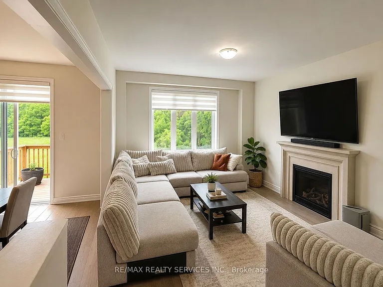 36 Dore Dr — Photo 4