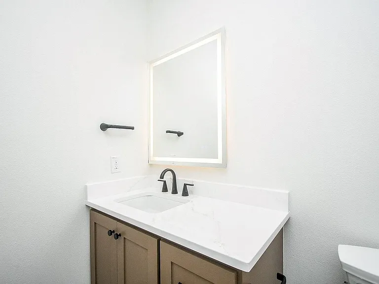 4101 Victoria Ave #B — Photo 20
