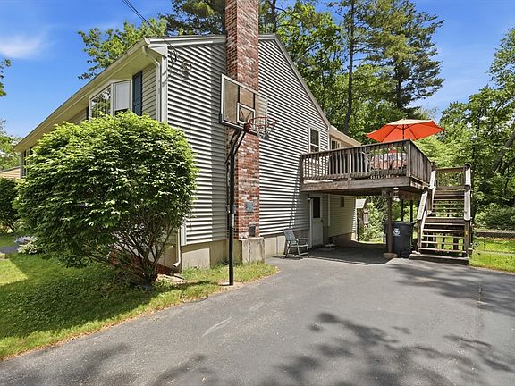 4th image of 63 Faulkner Ave