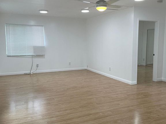 3rd image of 1344 Silver Lake Blvd
