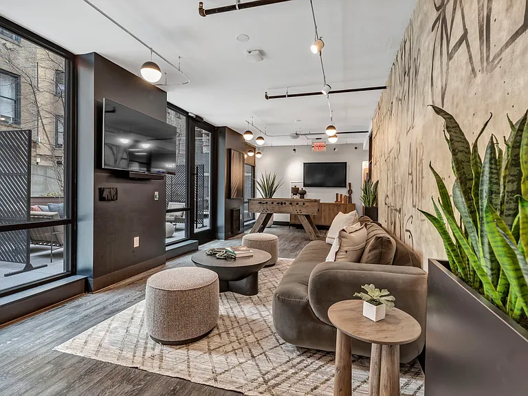 415 W 120th St #4D — Photo 9