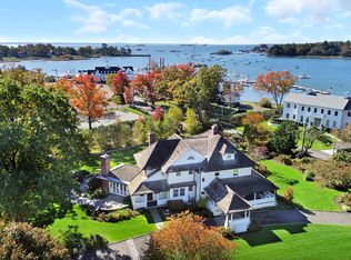 96 Club Rd, Riverside, CT 06878