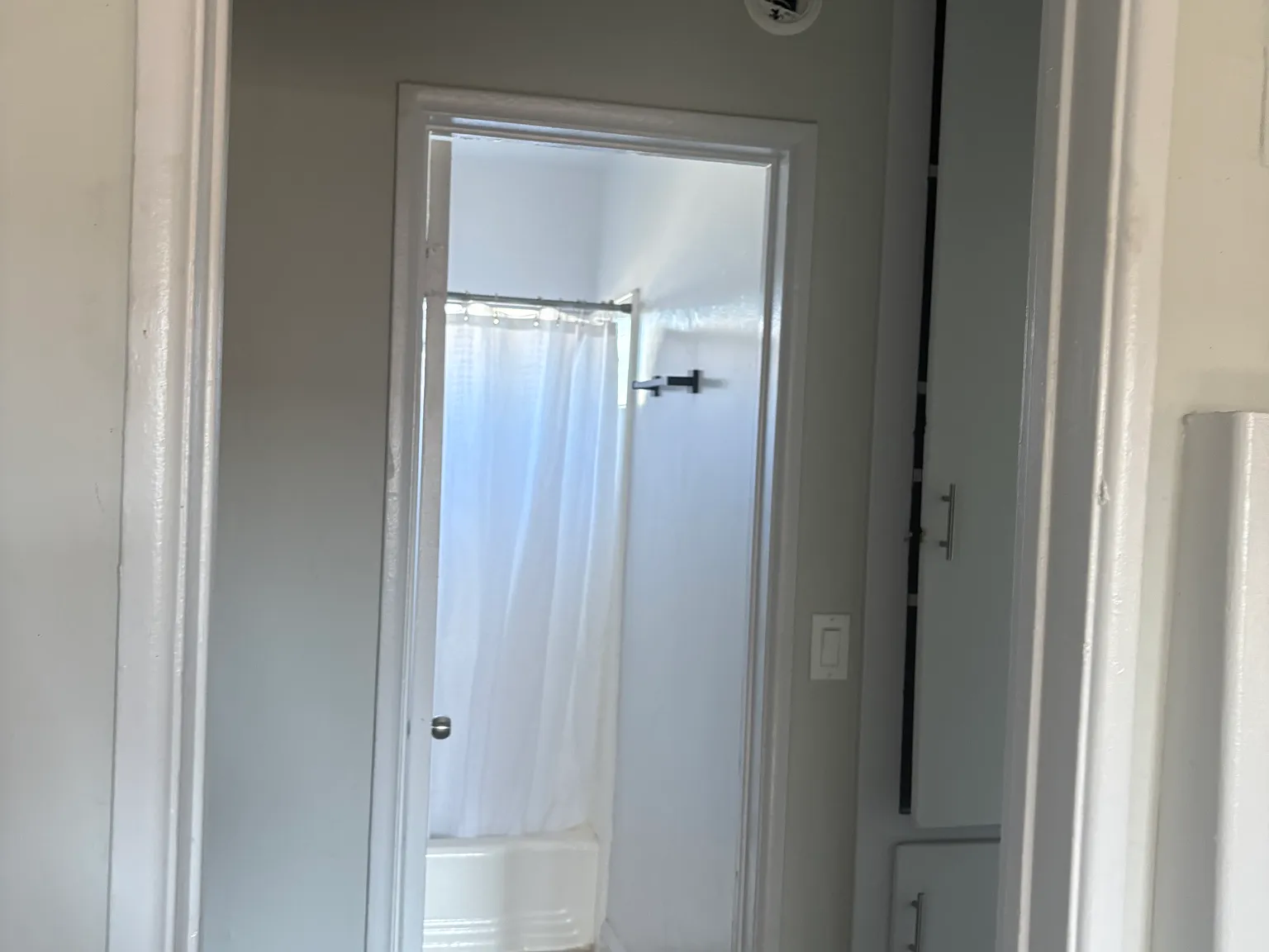 1 bed, $1,850 — Photo 4