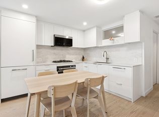 650 E 2nd St #112, North Vancouver, BC V7L 1C8