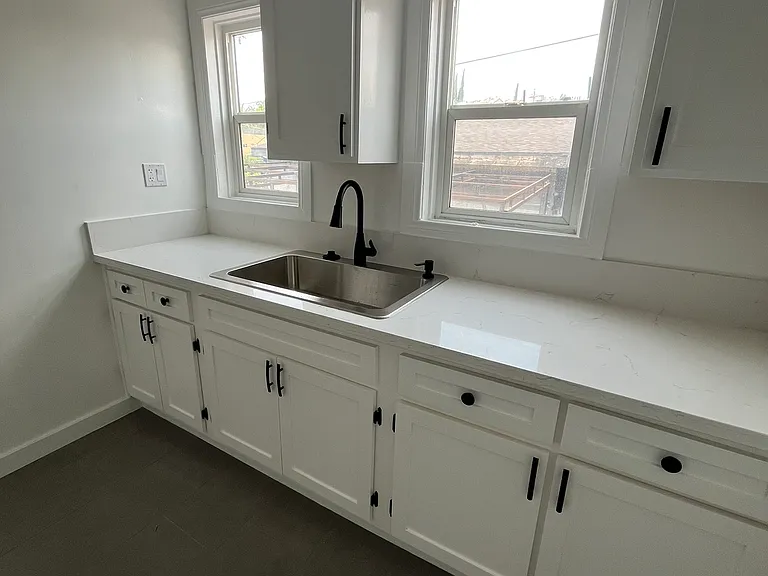 1044 N Townsend Ave #1046 — Photo 7