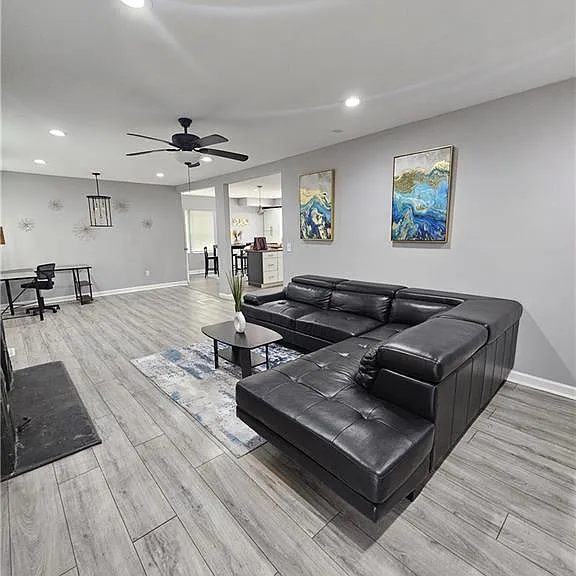 2138 Donald Lee Hollowell Pkwy NW — Photo 1