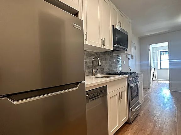 3rd image of 245 E 33rd St APT 1