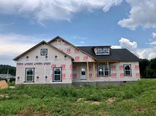 311 Autumn Hills Dr, Rickman, TN 38580