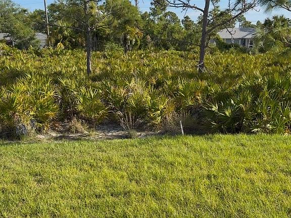 5th image of 12152 DUBARRY AVENUE