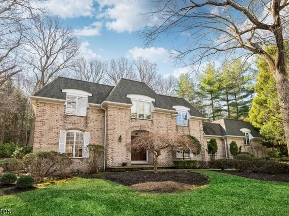 14 Adams Dr, Cresskill Boro, NJ 07626