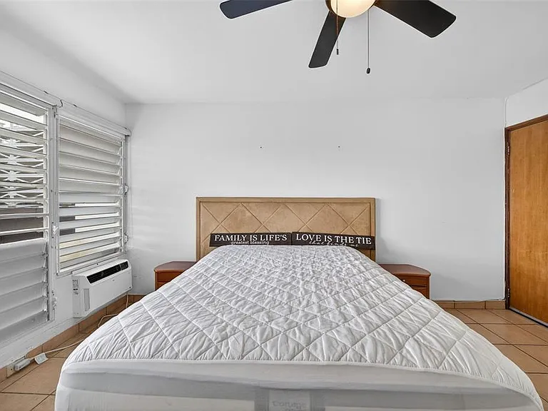 124 Calle #304 — Photo 14