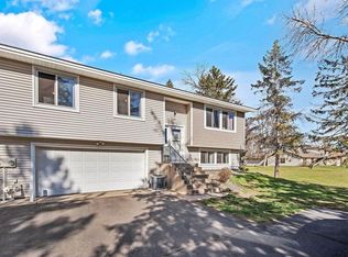 300 96th Ln N, Minneapolis, MN 55434