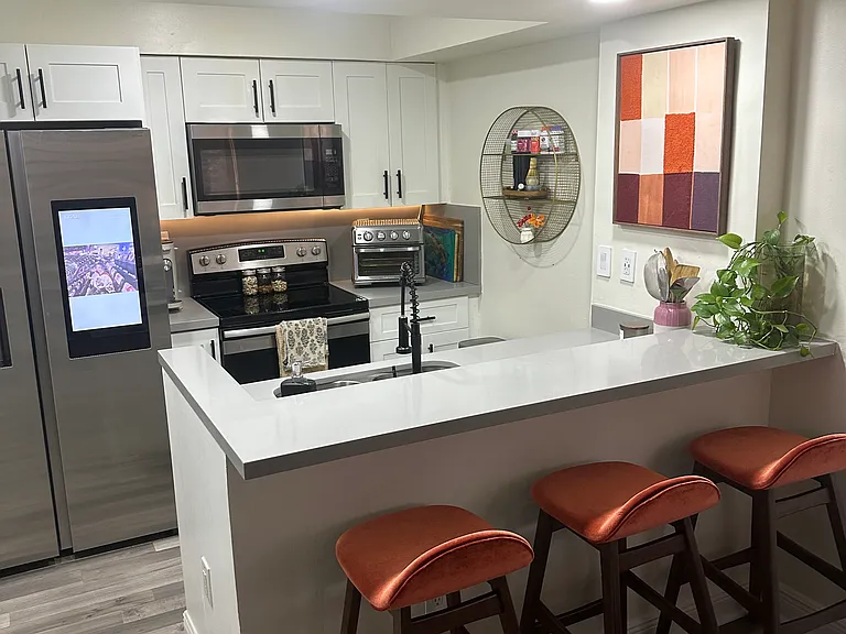 15485 Miami Lakeway N #207 — Photo 2