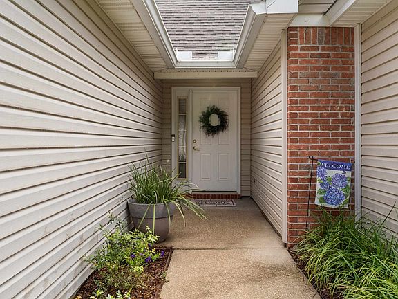 5th image of 4353 Cool Emerald Dr