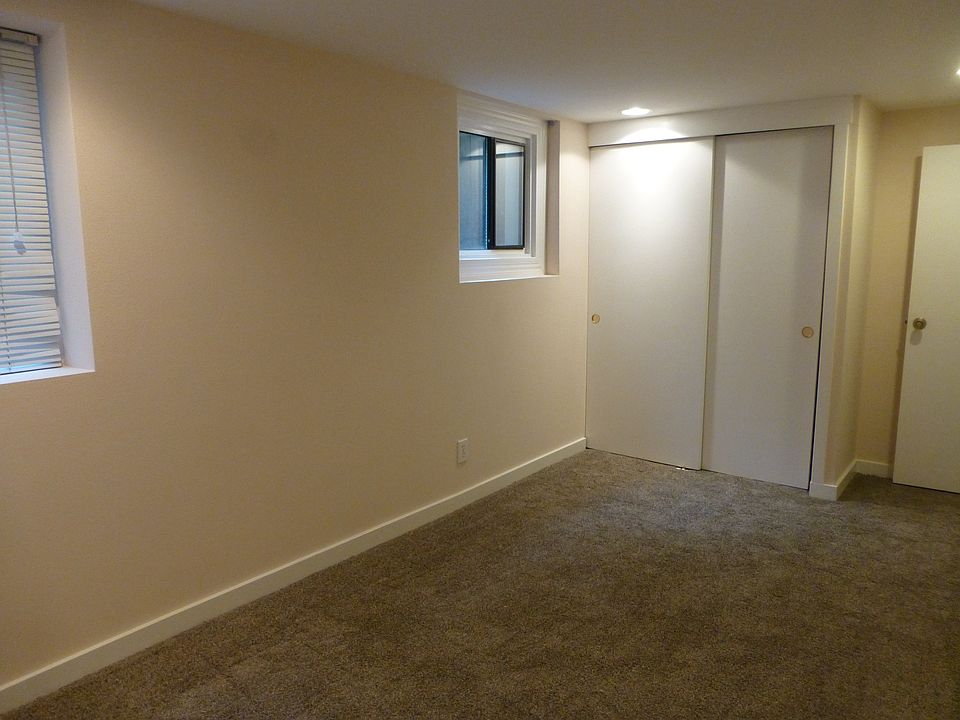 1st image of 123 Bellevue Ave E APT K