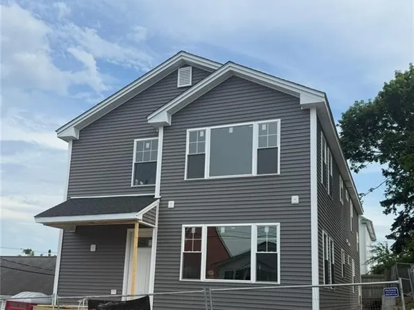 126 Johnson St, Providence, RI 02905