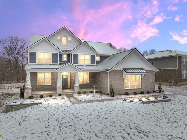 21353 Stone Meadow Dr, Northville, MI 48167
