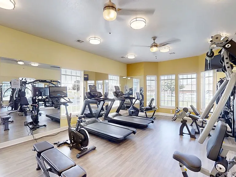 Harbin Pointe Apartment Homes — Photo 20