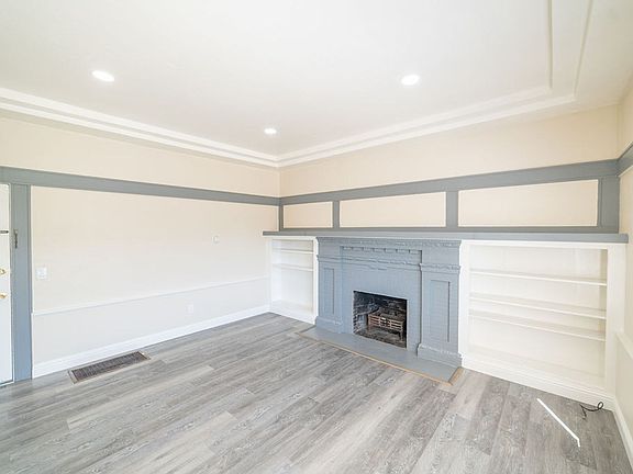 3rd image of 395 Palm Ave APT A