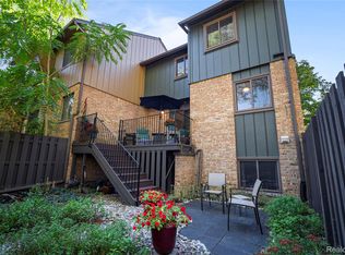 2626 Traver Blvd, Ann Arbor, MI 48105